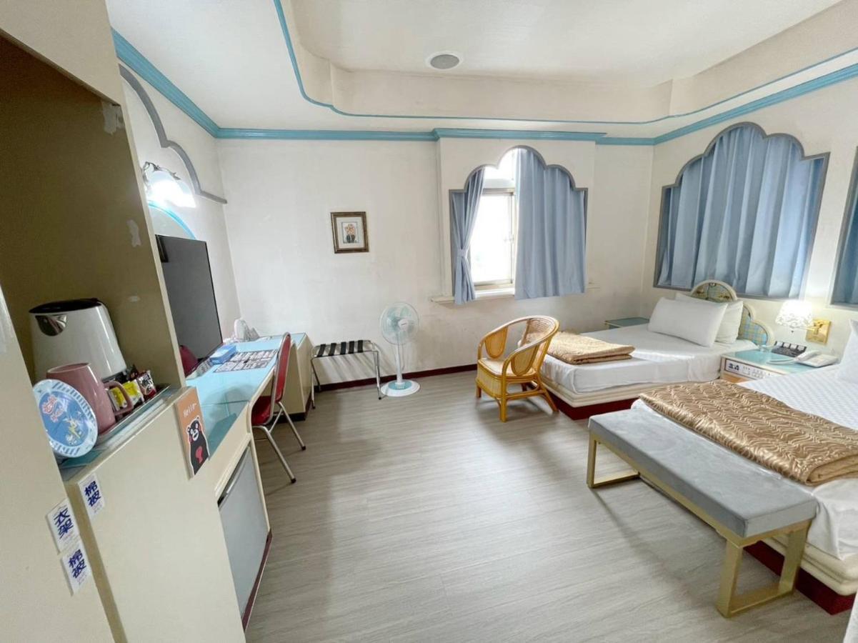 Hua Ku Hotel Tainan Dış mekan fotoğraf